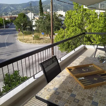 Cozy Apartment With Garden Apartment Alli Meria